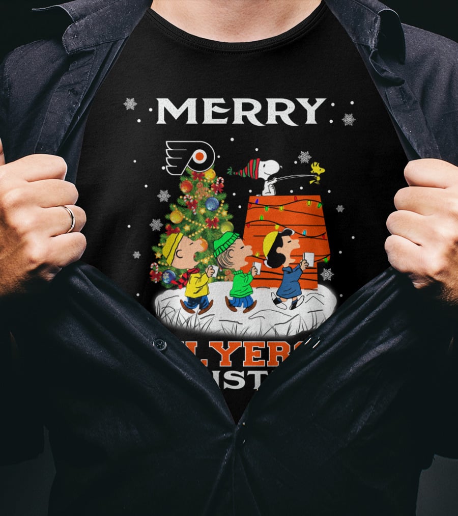 Merry Philadelphia Flyers Christmas Snoopy Tree Woodstock Lucy Charlie Brown Linus Snowflakes T-Shirt