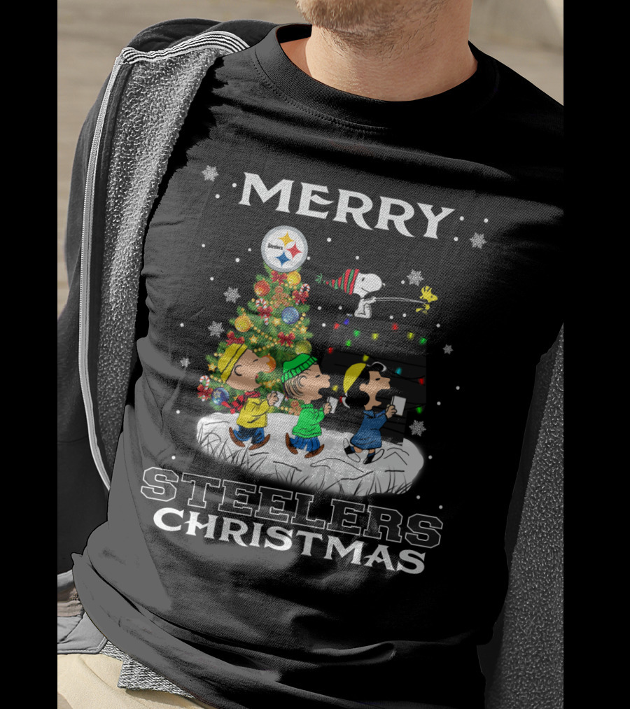 Merry Steelers Christmas Snoopy Peanuts Pittsburgh T-Shirt