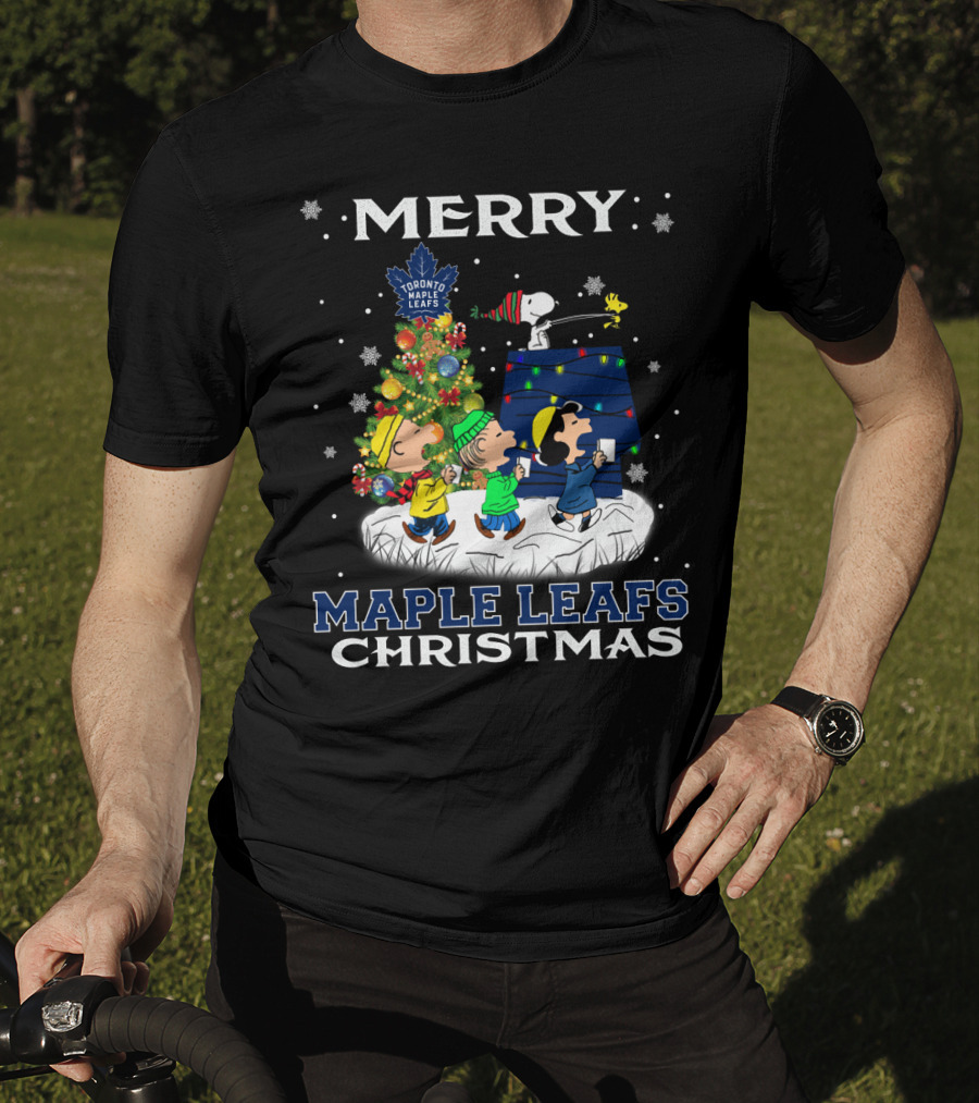 Merry Toronto Maple Leafs Christmas Snoopy And Friends Singing By Tree T-Shirt
