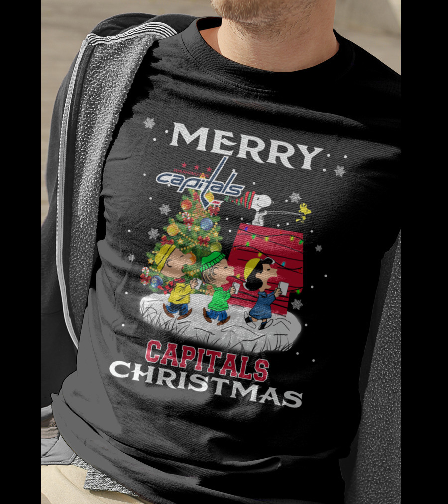 Merry Washington Capitals Christmas Snoopy Peanuts Carolers Holiday Celebration T-Shirt
