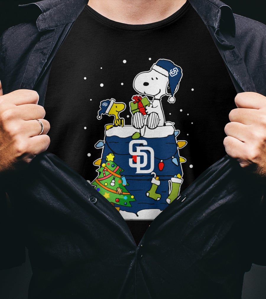 San Diego Padres Snoopy Christmas Theme T-Shirt