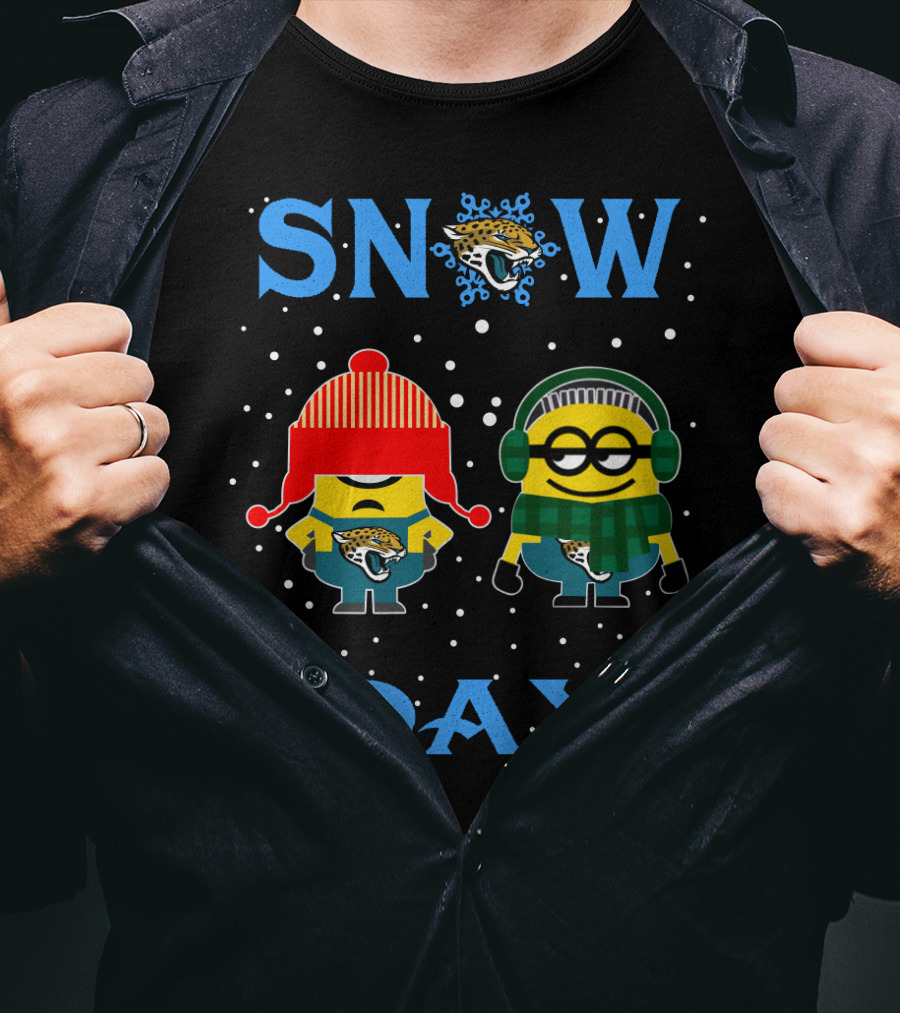 Snow Day Jacksonville Jaguars Vs Minion T-Shirt