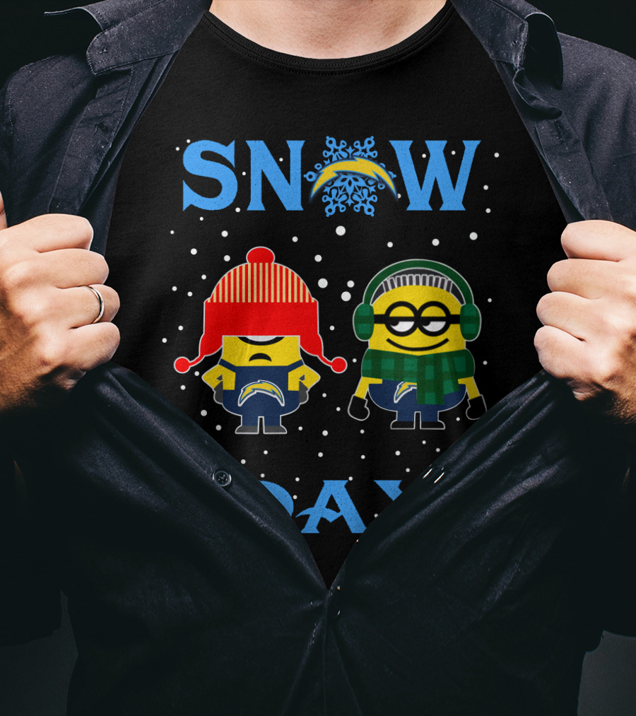 Los Angeles Chargers Snow Day Minions In Winter Gear T-Shirt