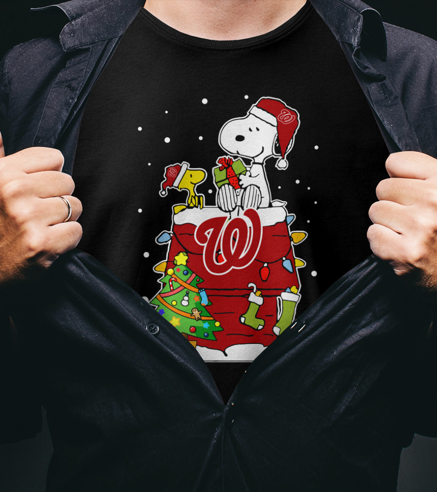 Washington Nationals Snoopy Christmas T-Shirt