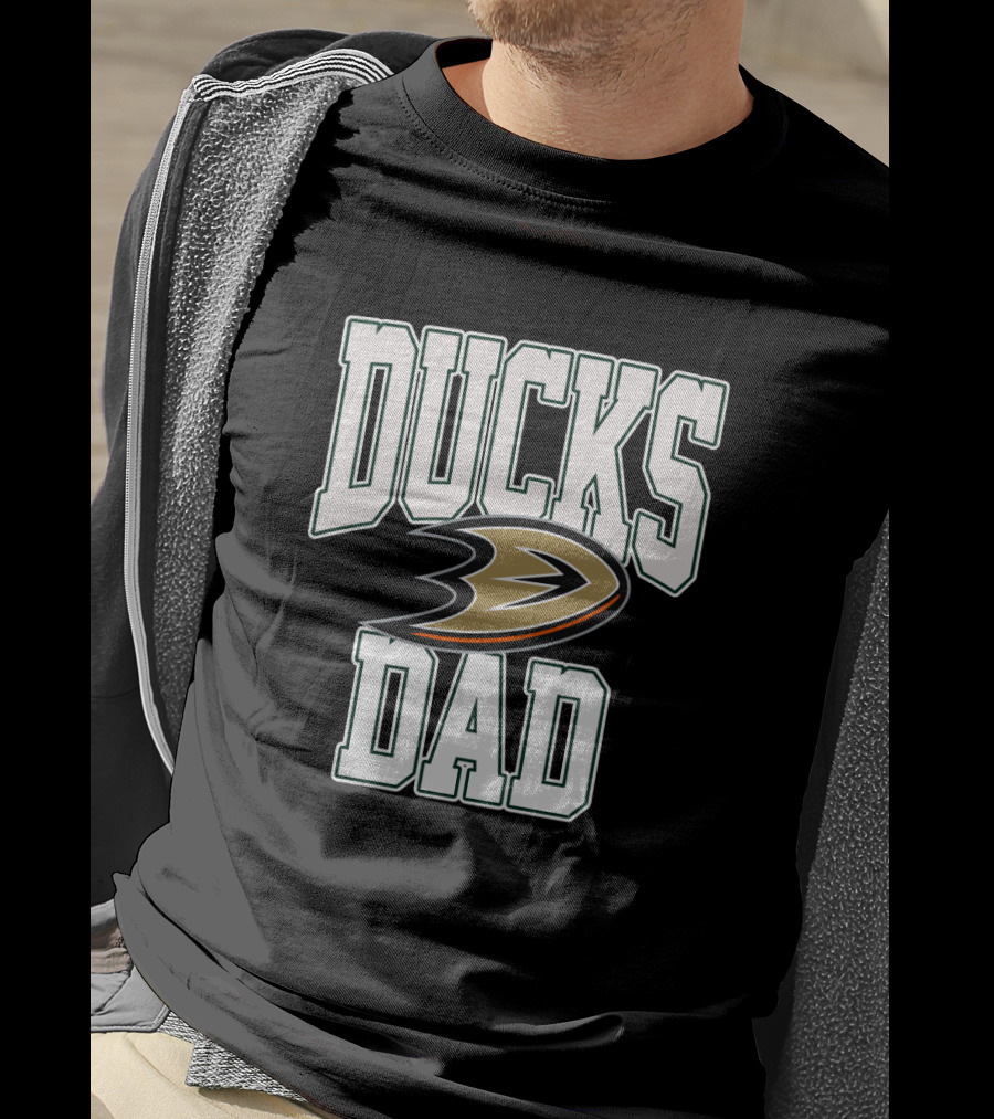 Anaheim Ducks Dad Hockey Team Logo T-Shirt