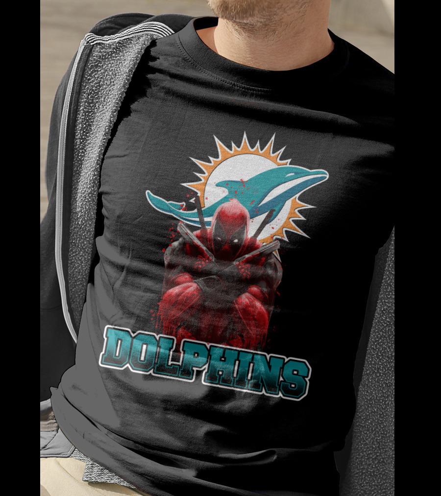 Miami Dolphins Logo And Deadpool Crossover Fans T-Shirt