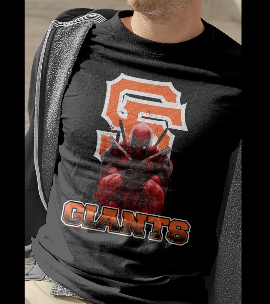 San Francisco Giants Deadpool Crossover Fans T-Shirt