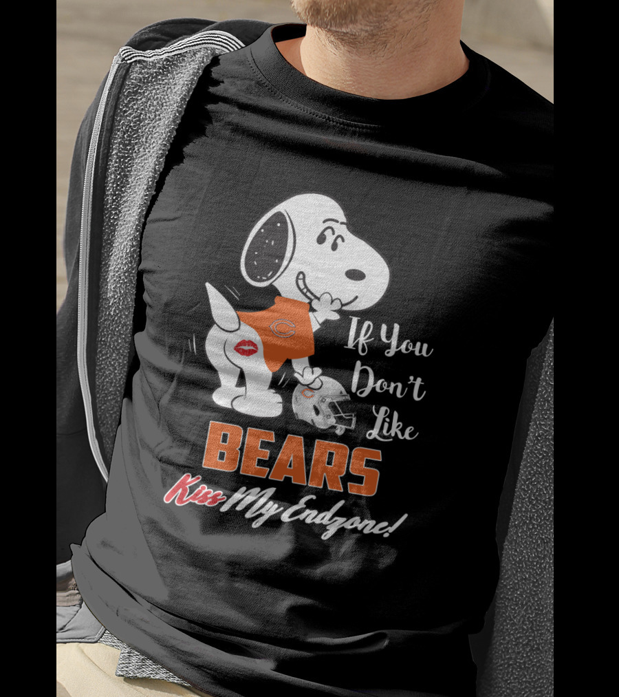 If You Don't Like Bears Kiss My Endzone Snoopy And Chicago Bears Fans T-Shirt