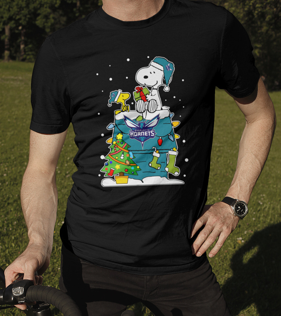 Charlotte Hornets Christmas Snoopy And Woodstock With Tree And Stockings T-Shirt