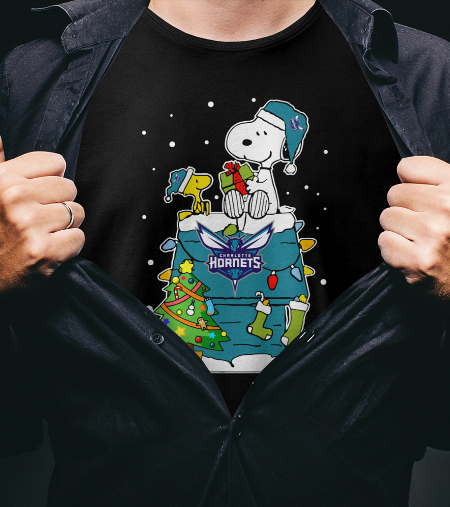 Charlotte Hornets Christmas Snoopy And Woodstock With Tree And Stockings T-Shirt