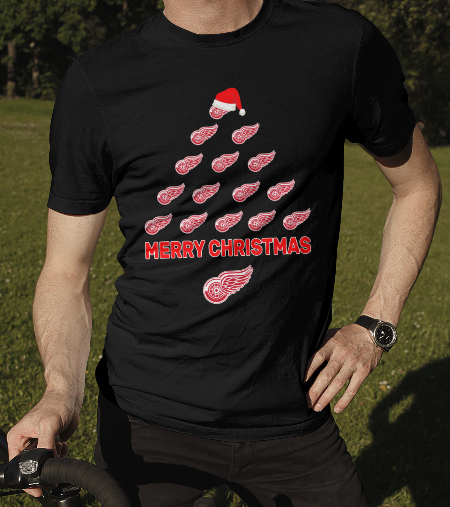 Detroit Red Wings Merry Christmas Tree With Santa Hat T-Shirt