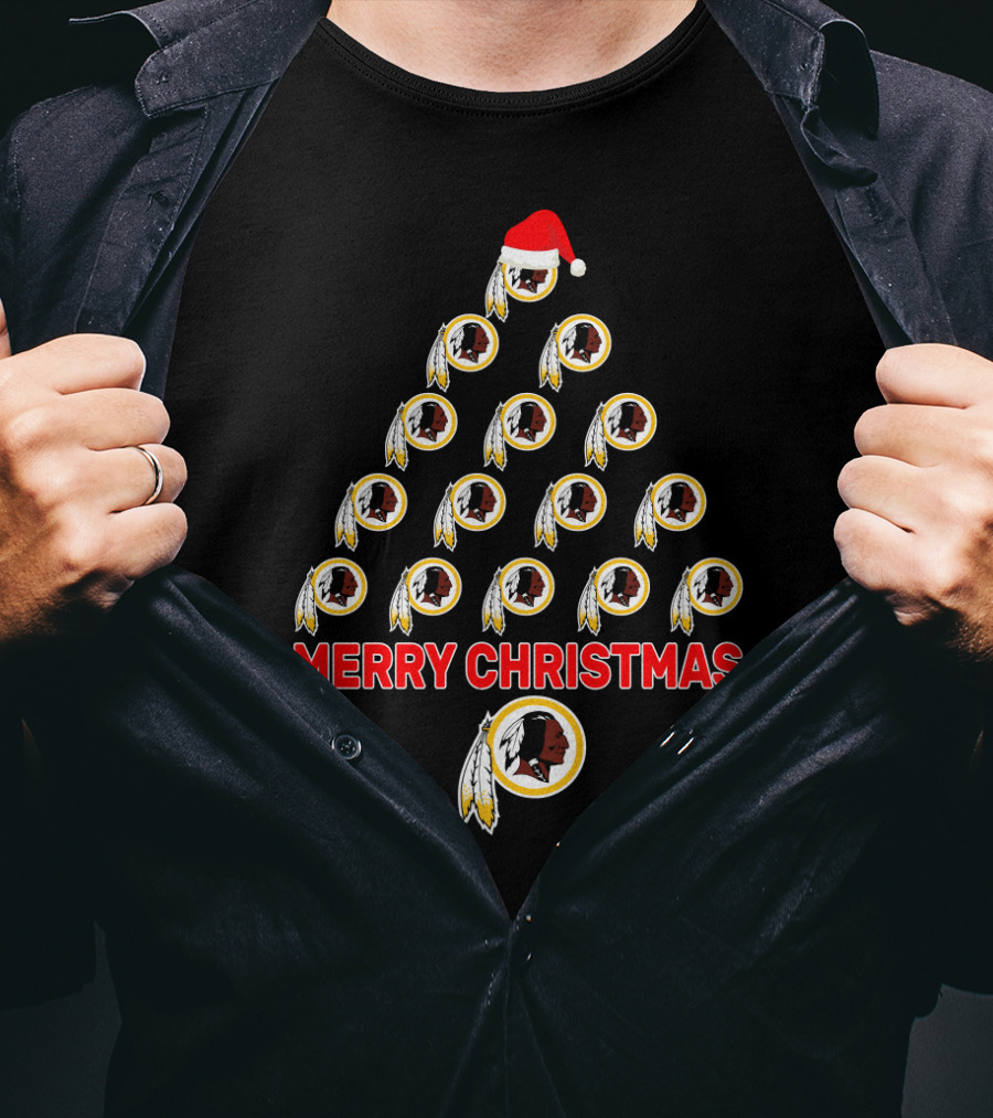 Merry Christmas Tree For Washington Redskins Fans With Santa Hat T-Shirt