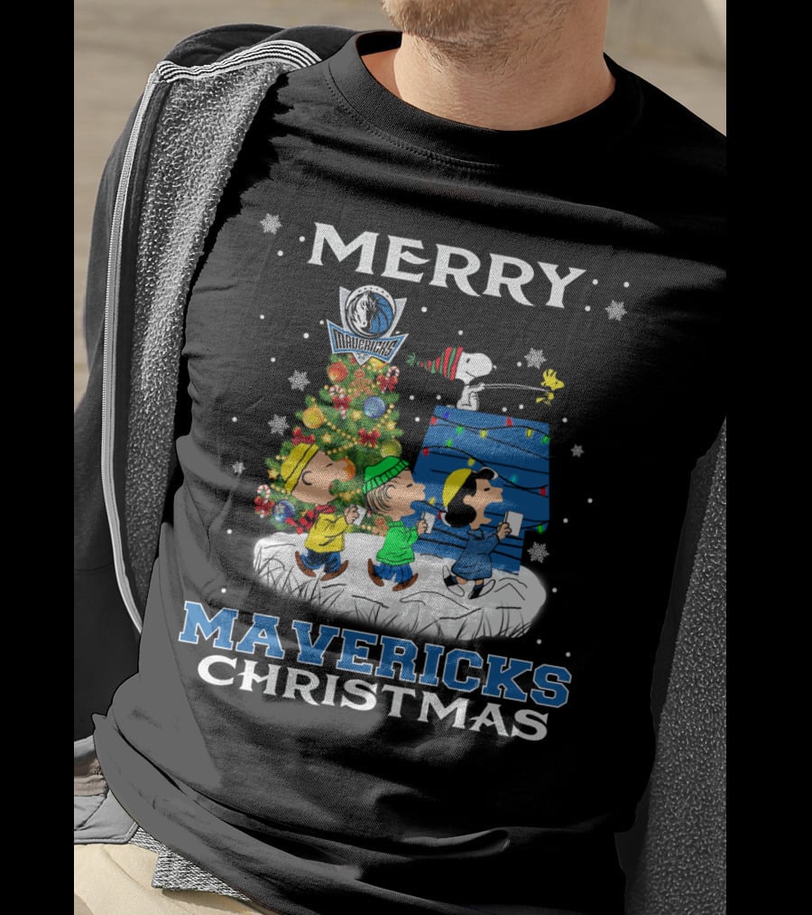 Merry Dallas Mavericks Christmas With Snoopy And Friends T-Shirt