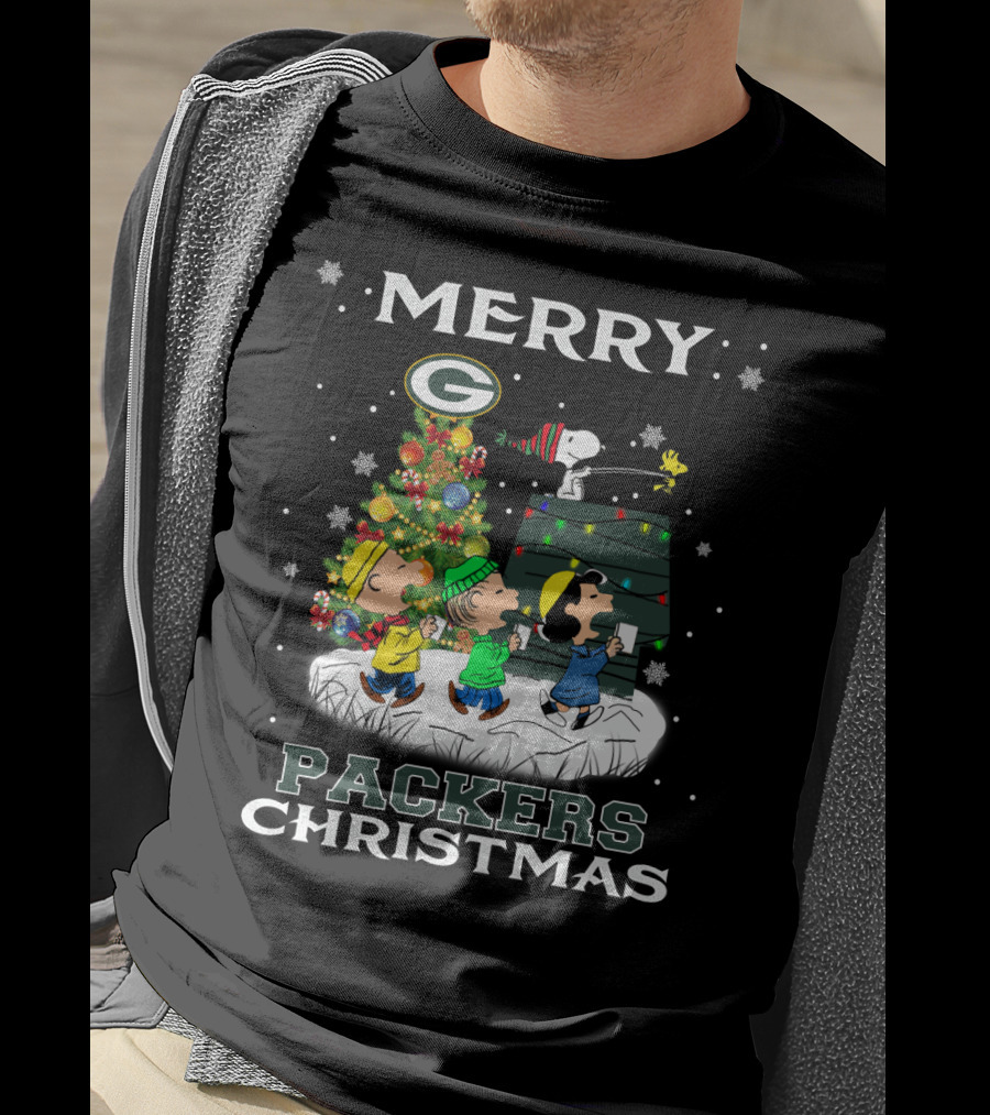 Merry Packers Christmas Featuring Snoopy And Friends T-Shirt