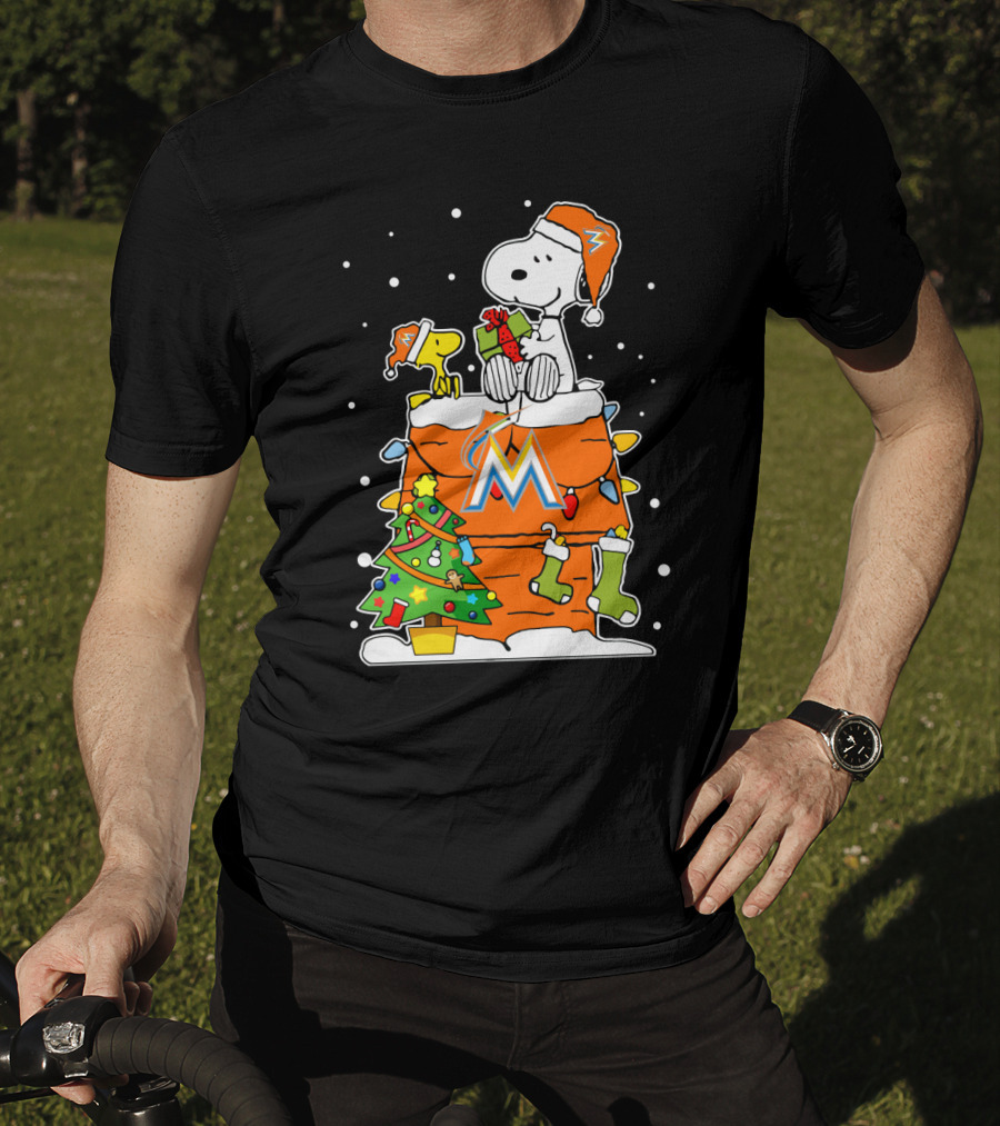Miami Marlins Snoopy Christmas Holiday Scene With Gifts And Tree T-Shirt