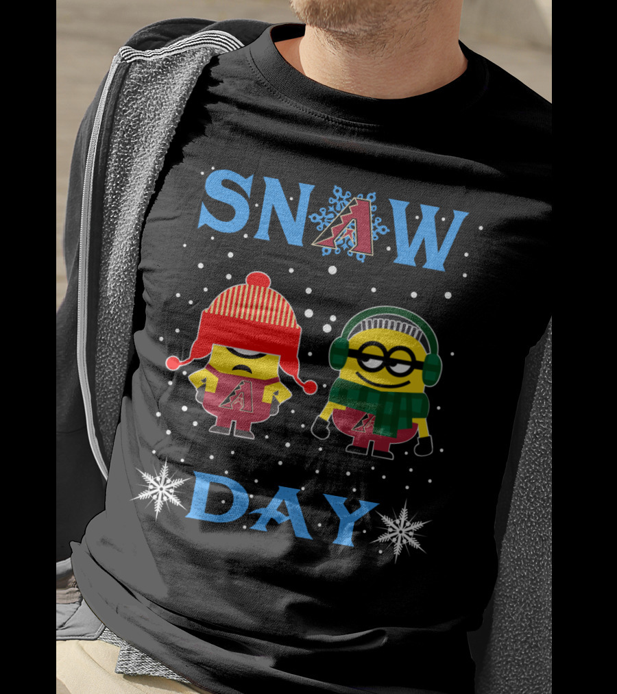 Arizona Diamondbacks Snow Day With Minions In Winter Gear T-Shirt