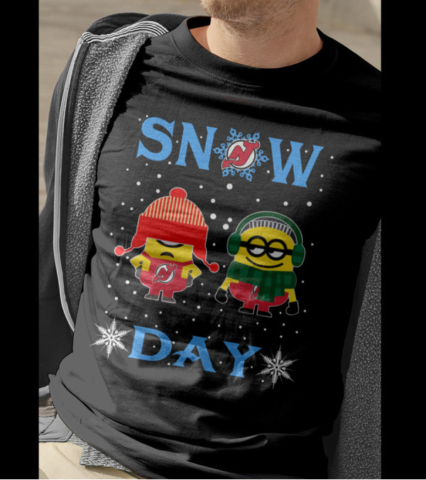 New Jersey Devils Snow Day With Minions Winter T-Shirt