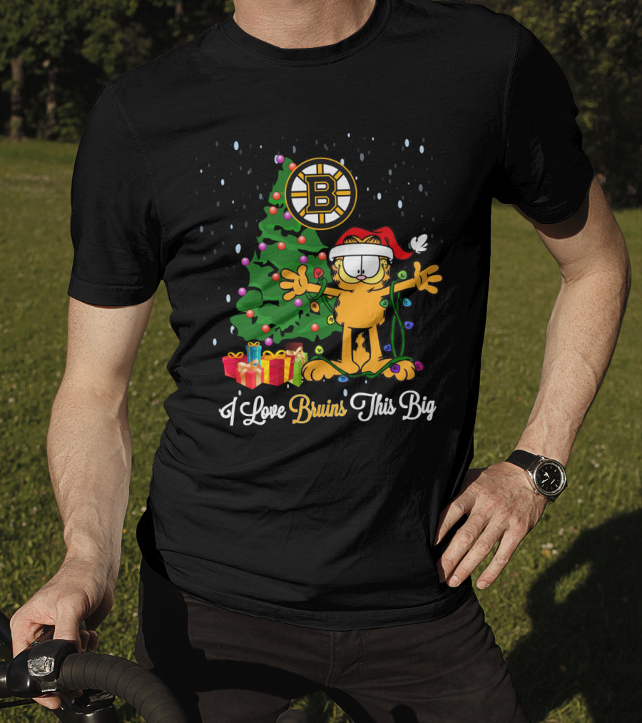I Love Bruins This Big Garfield Boston Bruins Christmas Fan Holiday T-Shirt