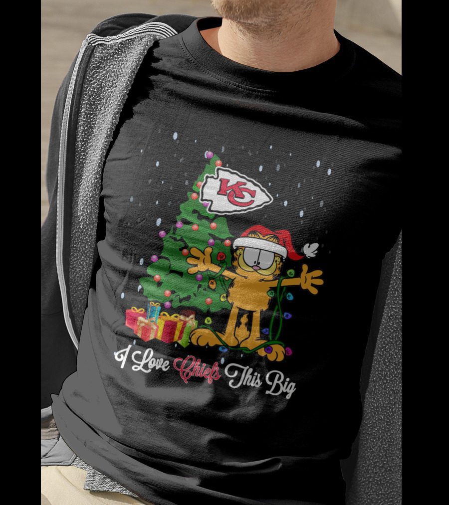 I Love Chiefs This Big Xmas Garfield Cat Kansas City Chiefs Christmas Tree T-Shirt