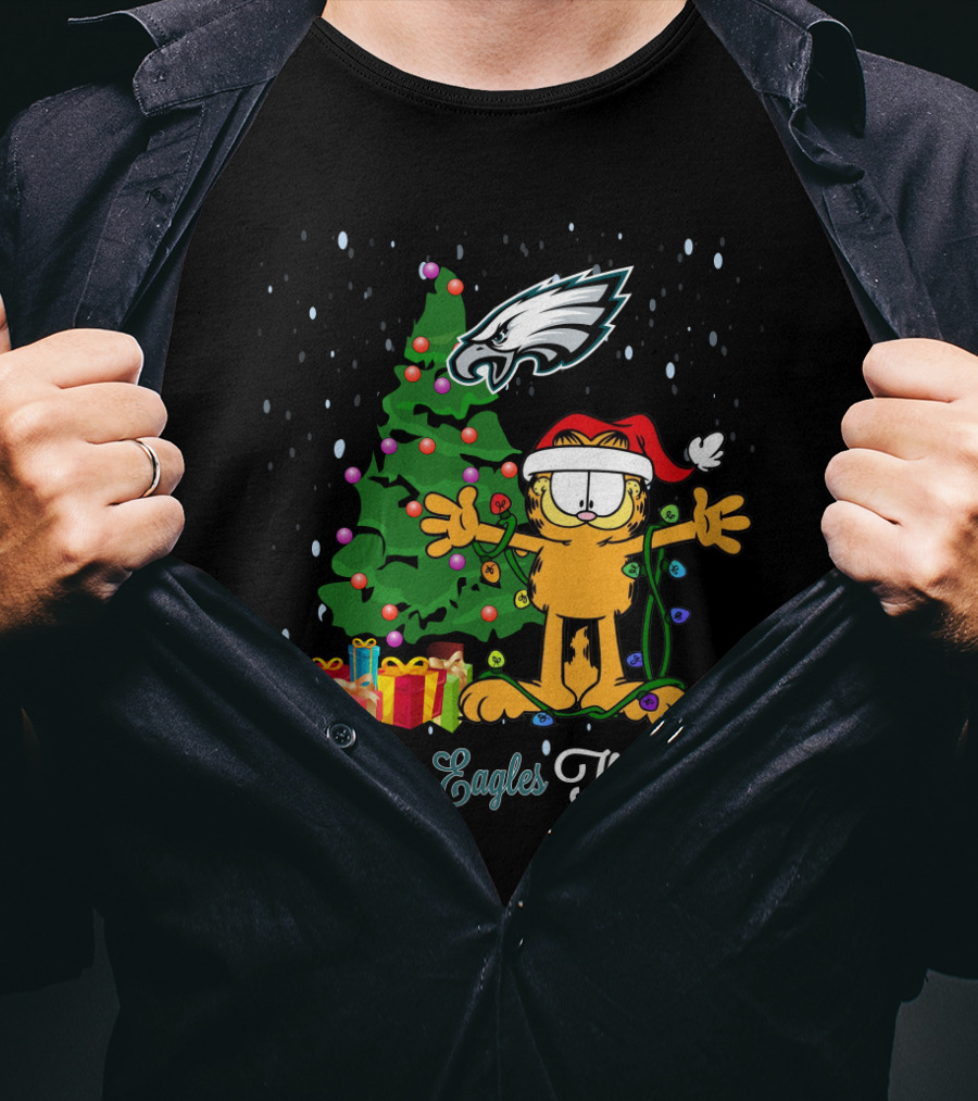 I Love Eagles This Big Garfield Christmas Philadelphia Eagles T-Shirt