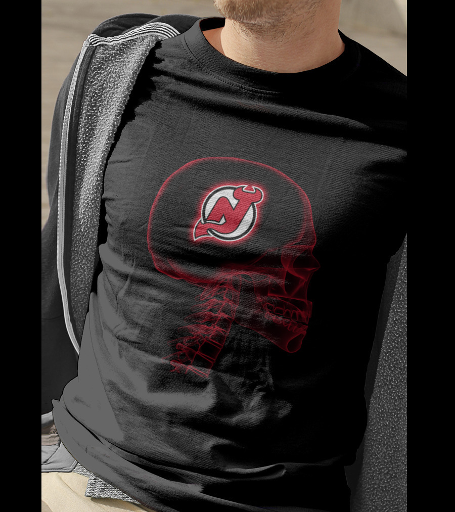 New Jersey Devils Skull Brain Graphic With Hockey Team T-Shirt