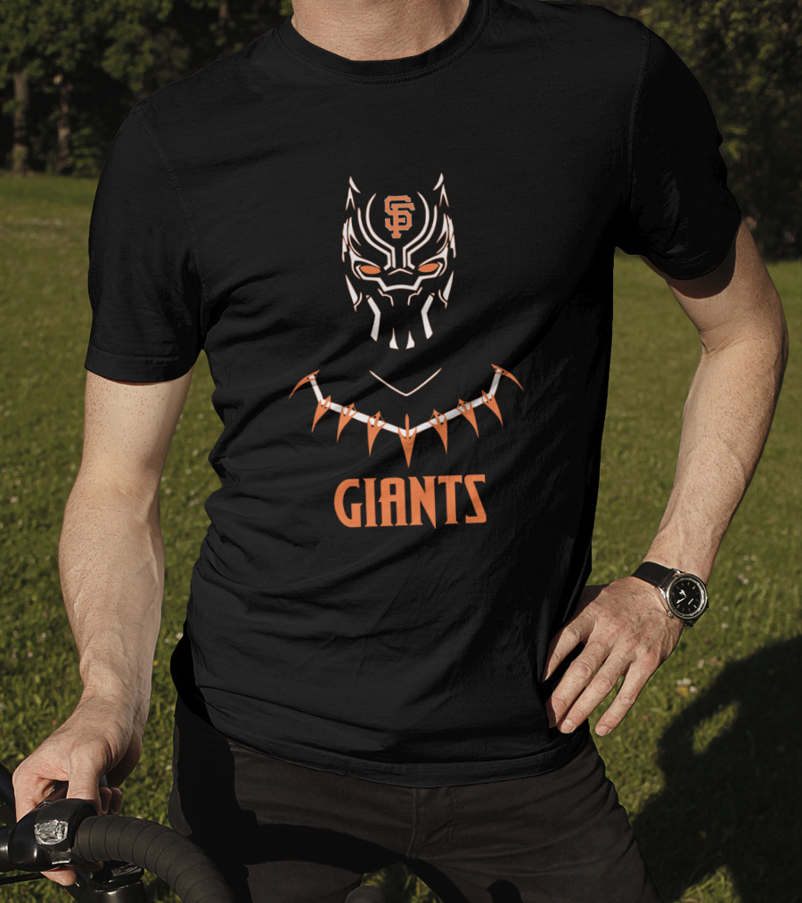 SF Giants Fans Black Panther Inspired Mask And Necklace T-Shirt
