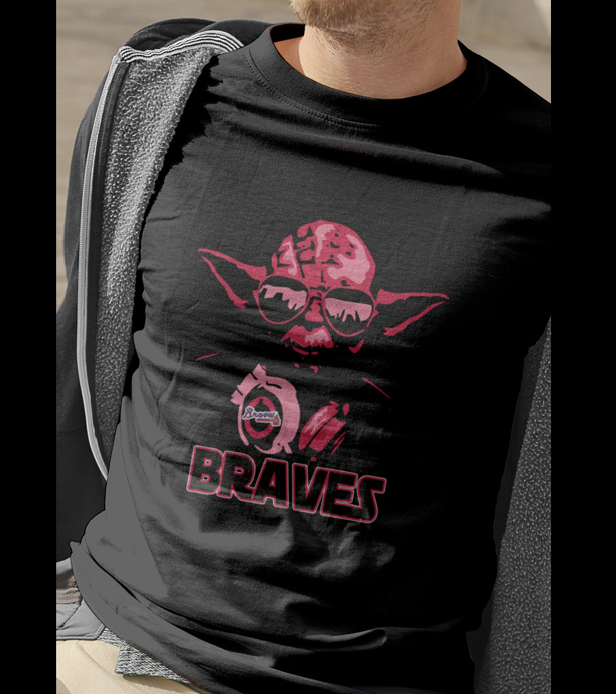 Atlanta Braves Yoda Star Wars Fan Crossover T-Shirt