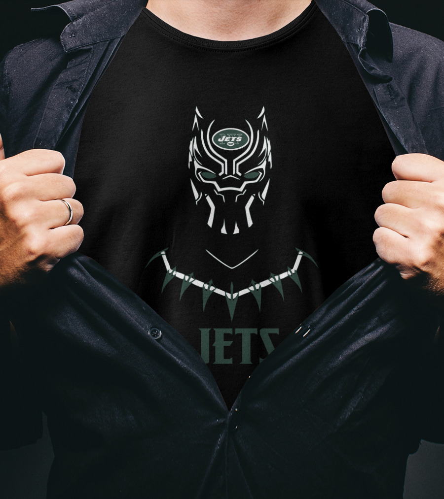 Jets Mask Design With White Spiked Collar T-Shirt