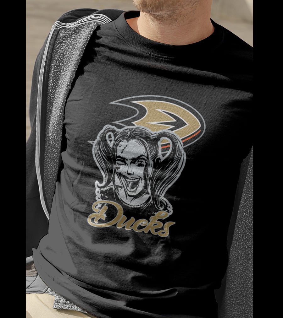 Harley Quinn And Anaheim Ducks Fans T-Shirt