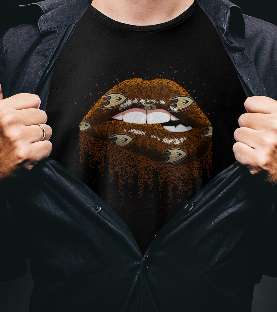 Anaheim Ducks Glitter Lips Fan Art With Team Logo Elements T-Shirt