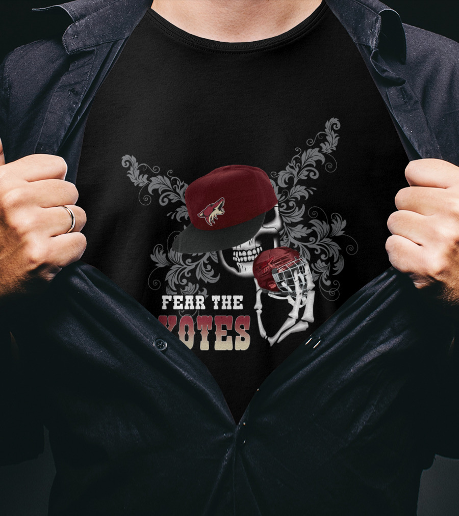 Fear The Coyotes Skull With Hockey Helmet And Hat T-Shirt