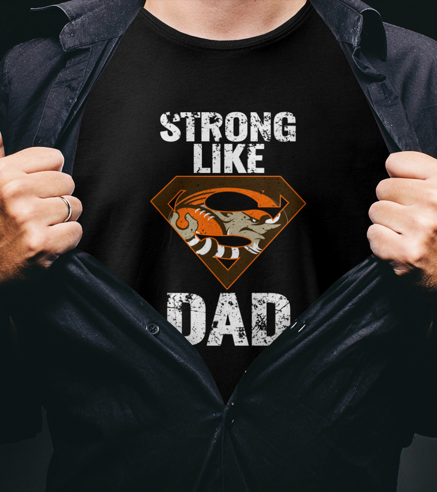 Strong Like Cleveland Browns Super Dad T-Shirt