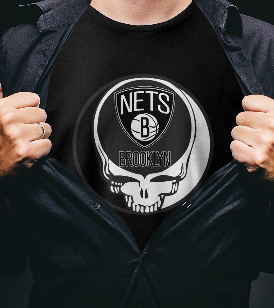 Brooklyn Nets Grateful Dead Skull T-Shirt