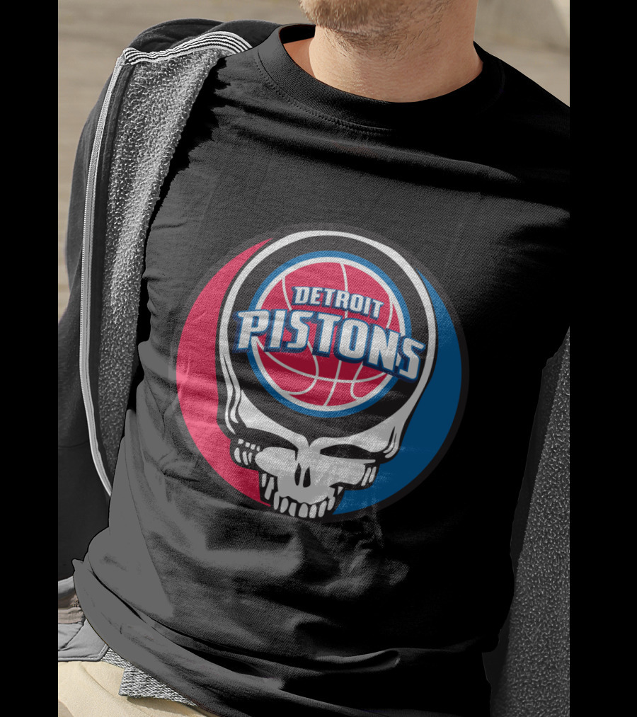 Grateful Dead Skull Design With Detroit Pistons T-Shirt