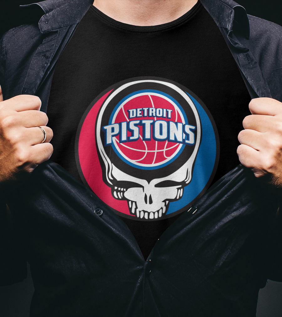 Grateful Dead Skull Design With Detroit Pistons T-Shirt