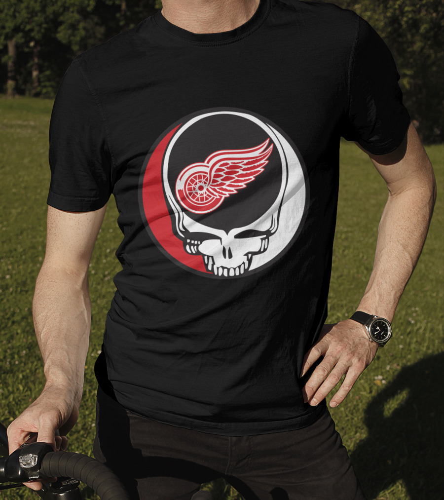 Grateful Dead Skull With Detroit Red Wings Logo For Fans T-Shirt