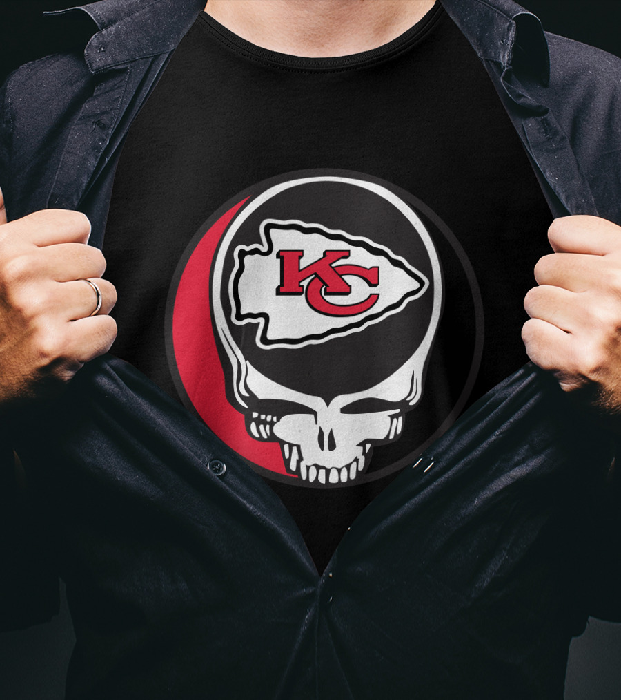 Kansas City Chiefs Skull Logo Fusion With Grateful Dead T-Shirt