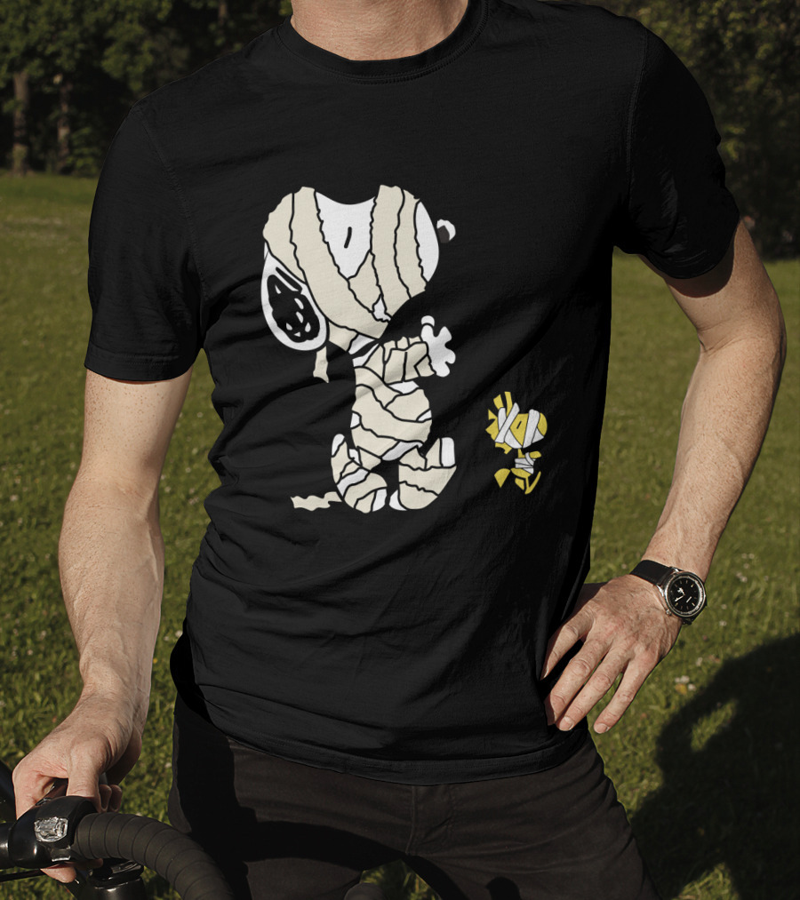 Peanuts Snoopy Mummy Wrapped Woodstock Halloween T-Shirt