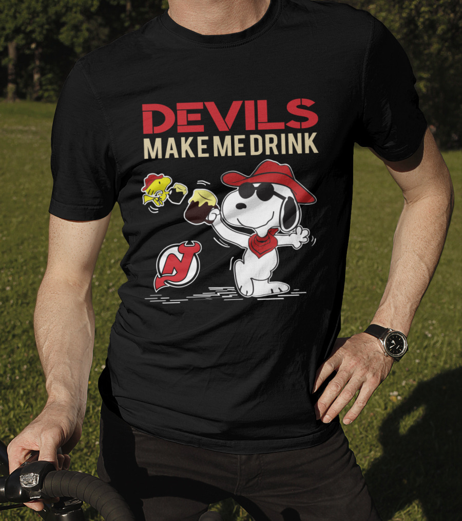 New Jersey Devils Fans Snoopy Devils Make Me Drink T-Shirt