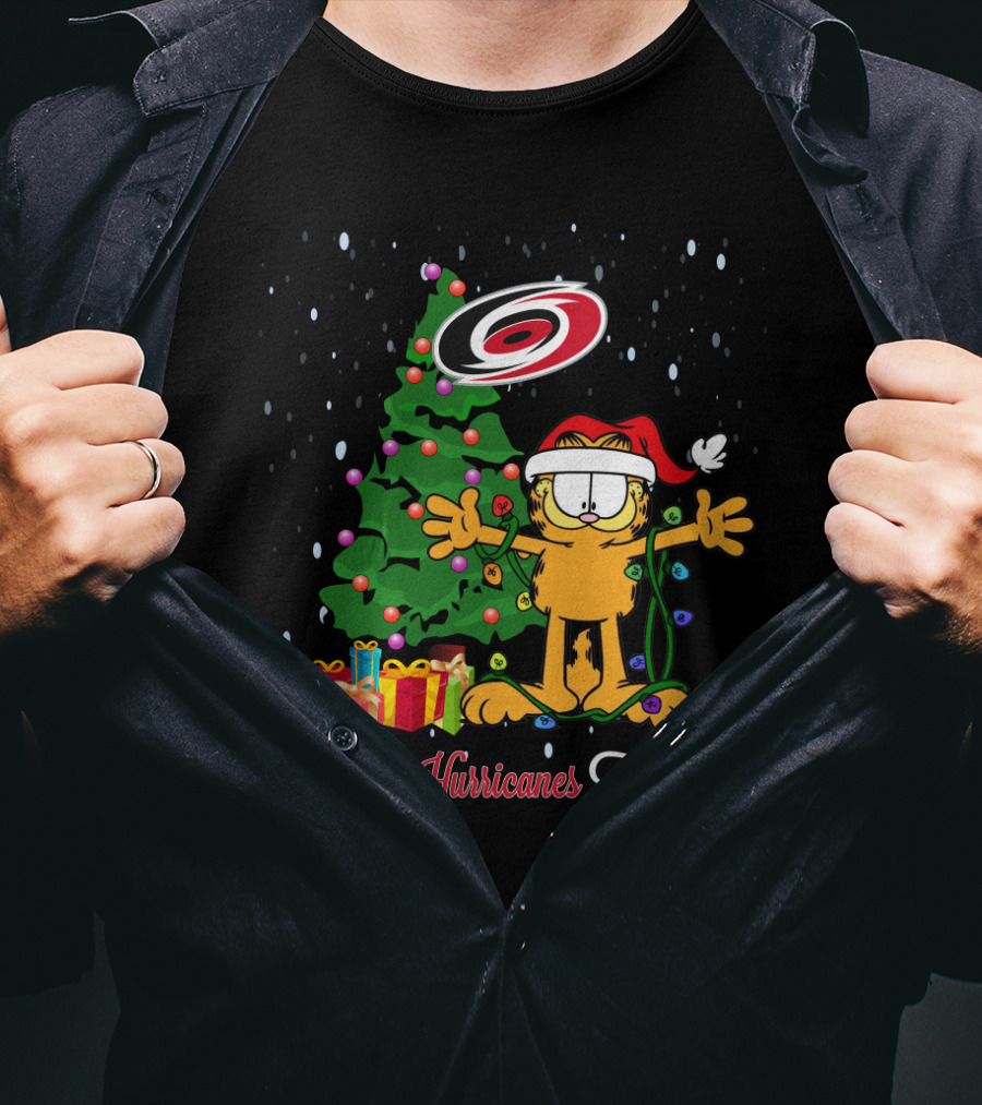I Love Carolina Hurricanes This Big Garfield Christmas Tree Presents T-Shirt