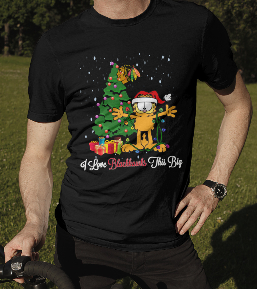 I Love Blackhawks This Big Christmas Garfield Chicago Blackhawks T-Shirt