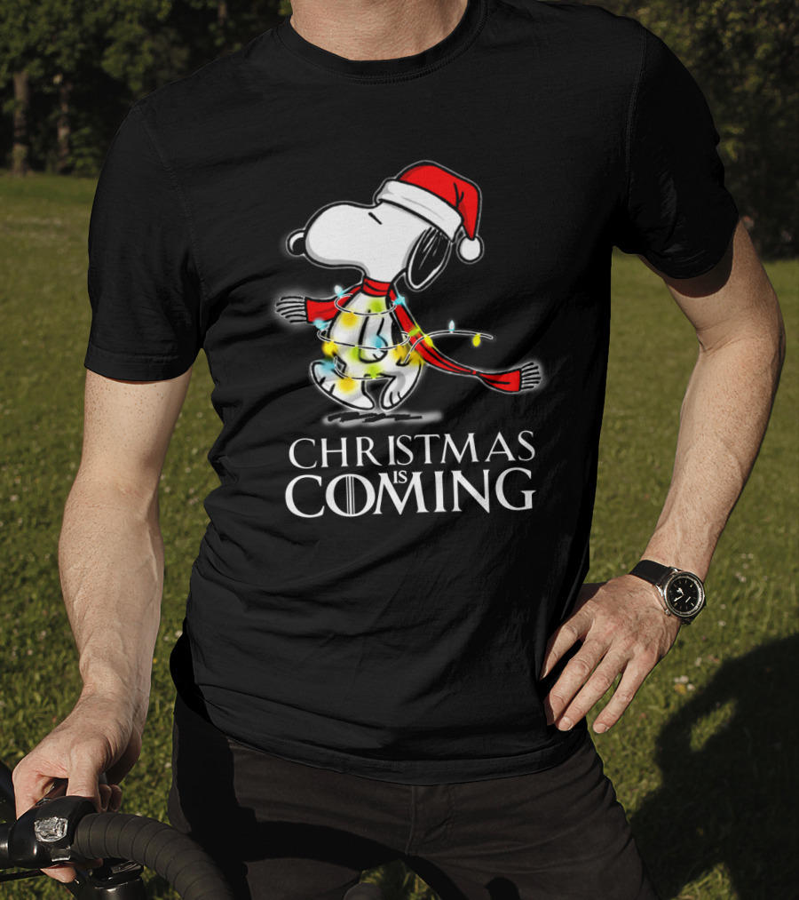 Snoopy Christmas Is Coming Game Of Thrones Santa Hat Lights T-Shirt