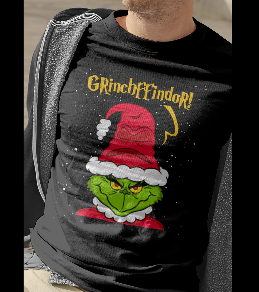 Grinche FFindor Grinch Santa Hat Snowflakes Christmas T-Shirt