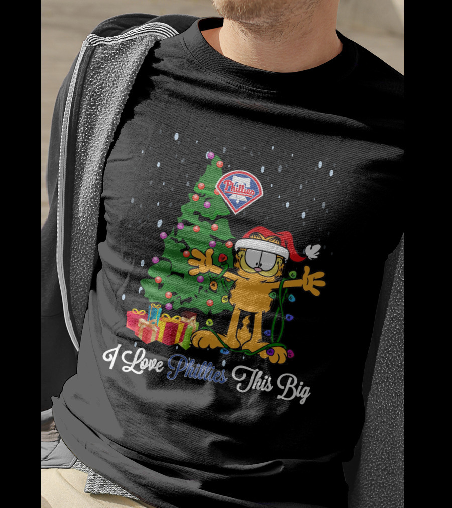 I Love Phillies This Big Garfield Christmas Tree Santa Hat T-Shirt
