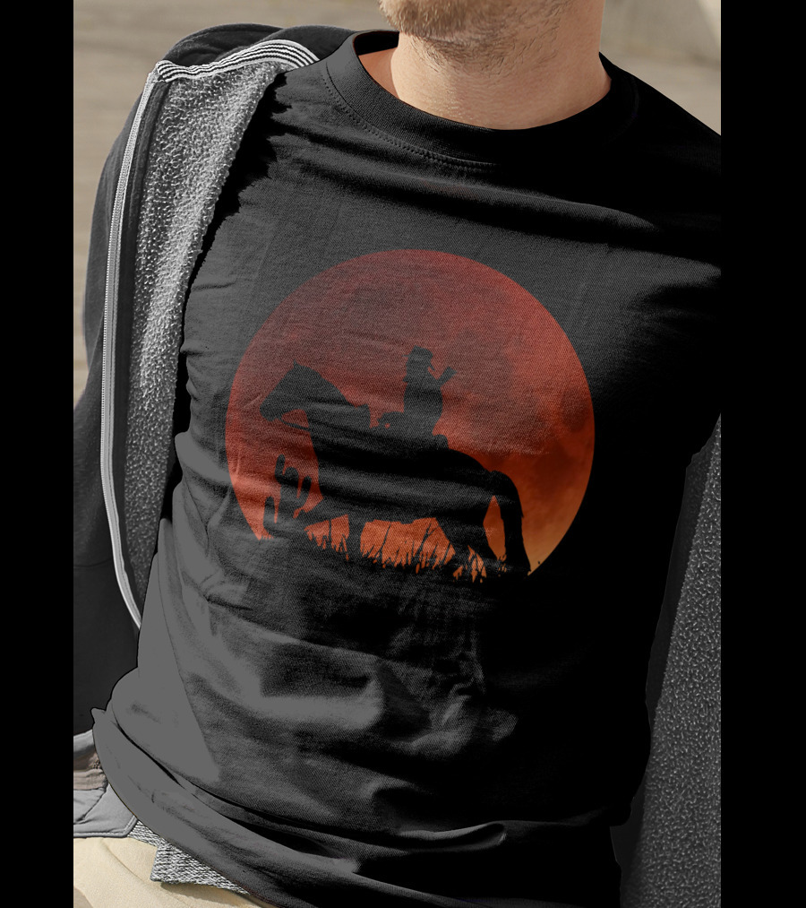 Red Moon Cowboy Riding Silhouette Red Dead Redemption T-Shirt