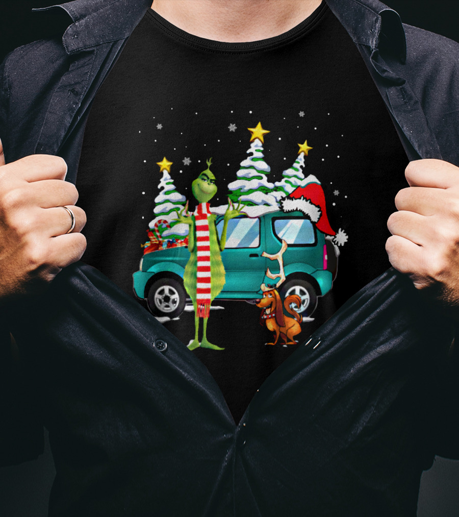 Grinch Max Dog Christmas Snow Trees Santa Hat Car Scene T-Shirt