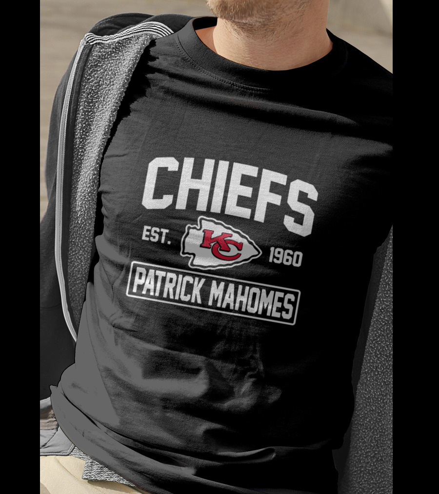 Chiefs KC Patrick Mahomes Est. 1960 Signature T-Shirt