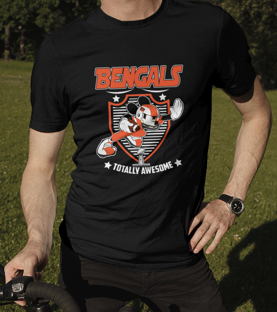 Bengals Totally Awesome Football Mouse Fans T-Shirt