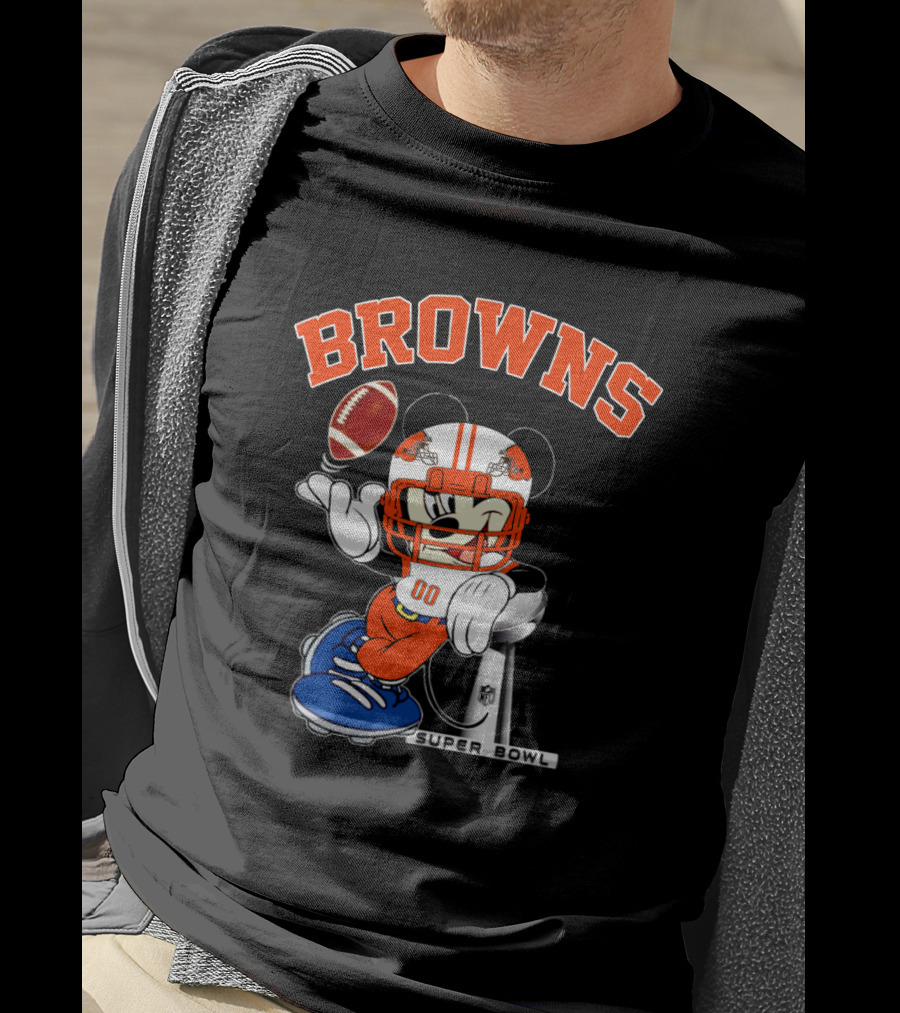 Browns Mickey Nfl Super Bowl Football T-Shirt