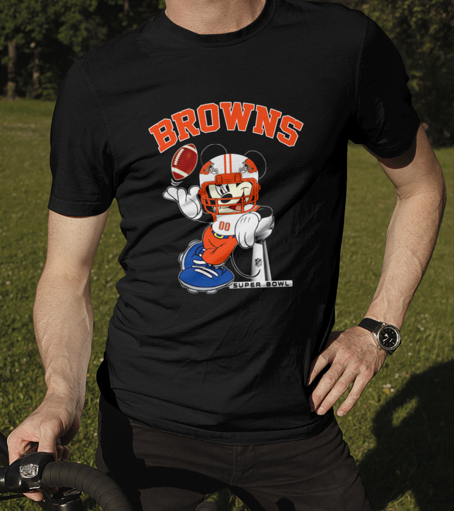 Browns Mickey Nfl Super Bowl Football T-Shirt
